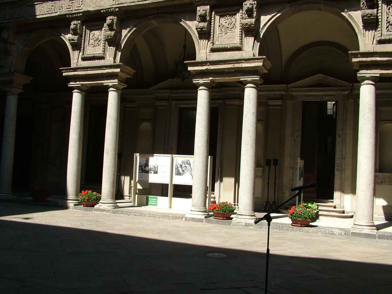 Allestimento Palazzo Marino 7